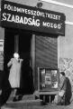 F�ldm�vessz�vetkezet mozija 