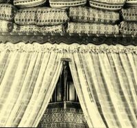 74. Highly stacked bed in the “S�rk�z House”
