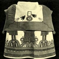 175. R�cken eines Bakonyer Parade-Sz�rmantels